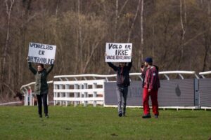 Åbningsdag 2023 på Klampenborg Galopbane