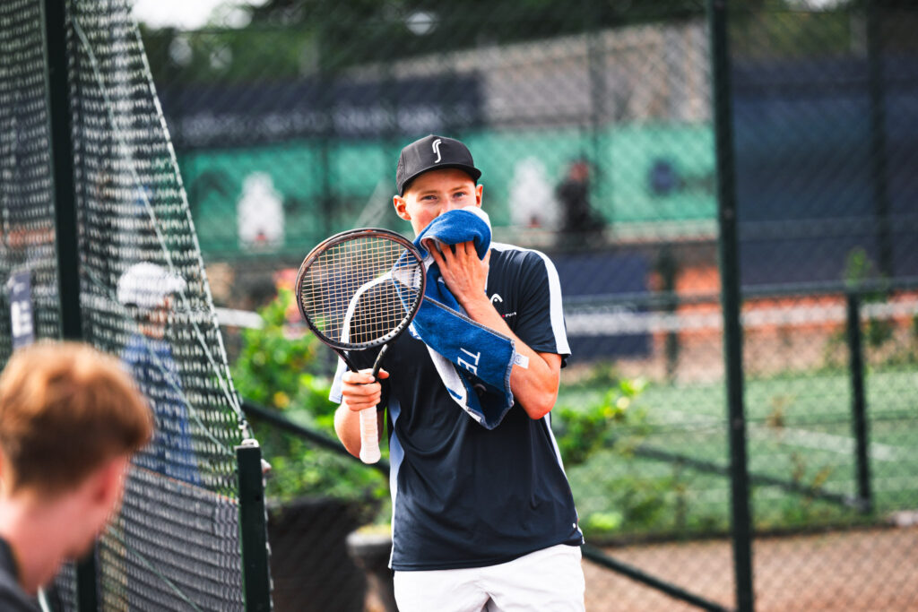 DM for hold, tennis udendørs 2024