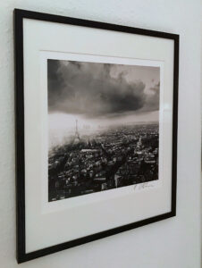 Billede fra Paris af © Ole Christiansen med en god indram ing